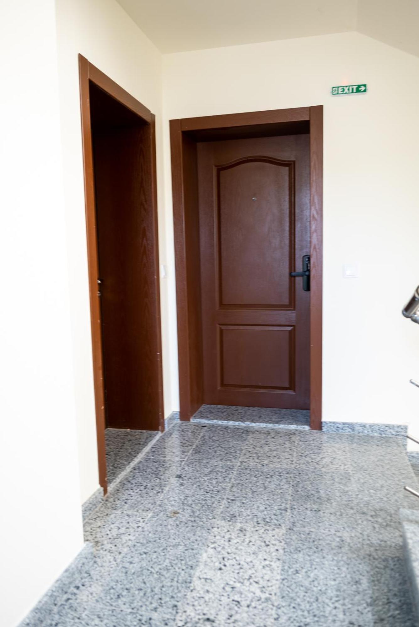 Queen'S Palace Balchik Apartment Esterno foto