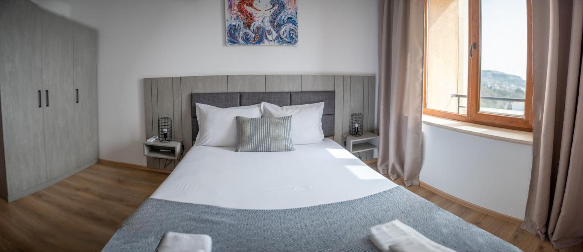 Queen'S Palace Balchik Apartment Esterno foto