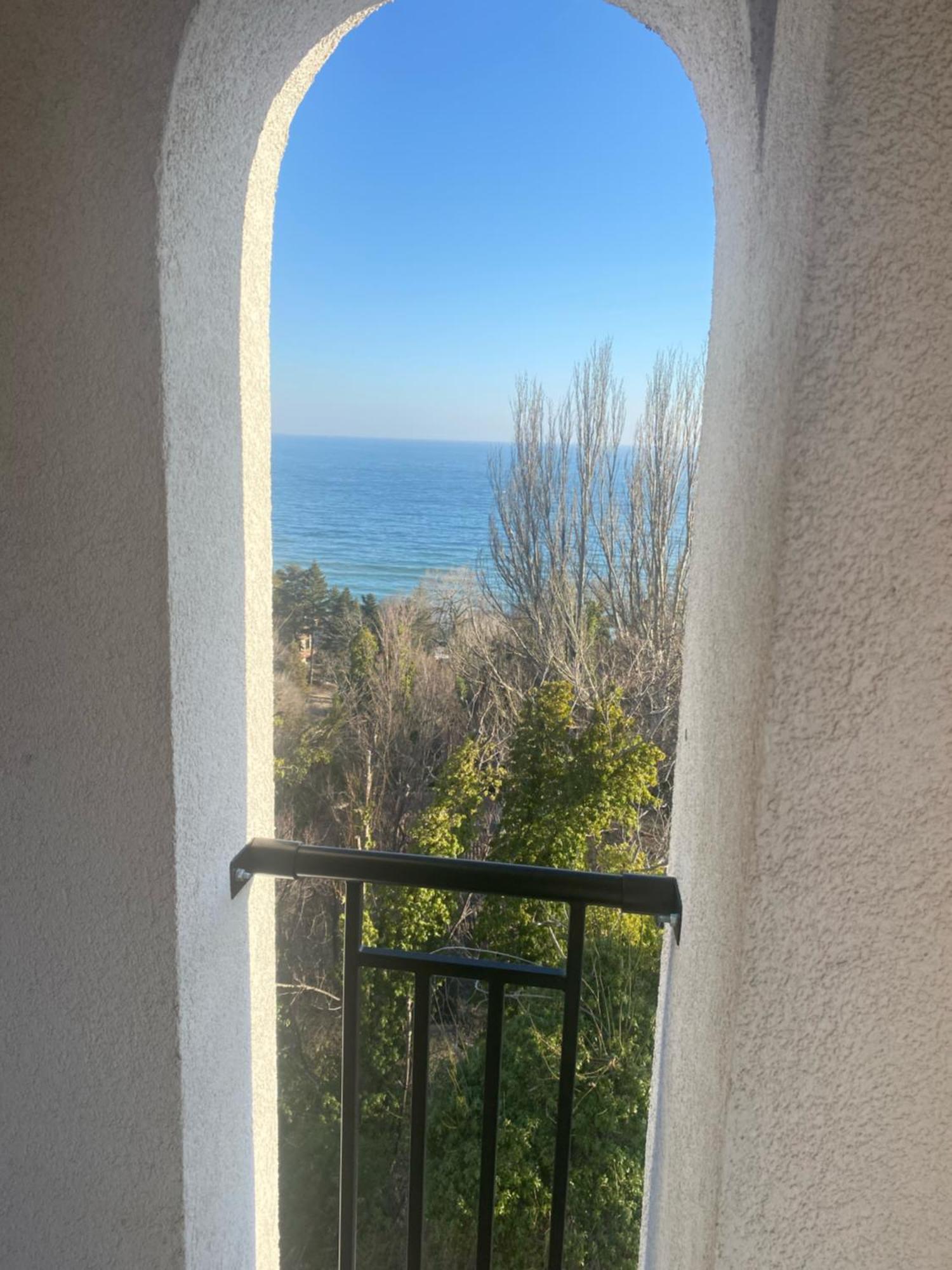 Queen'S Palace Balchik Apartment Esterno foto