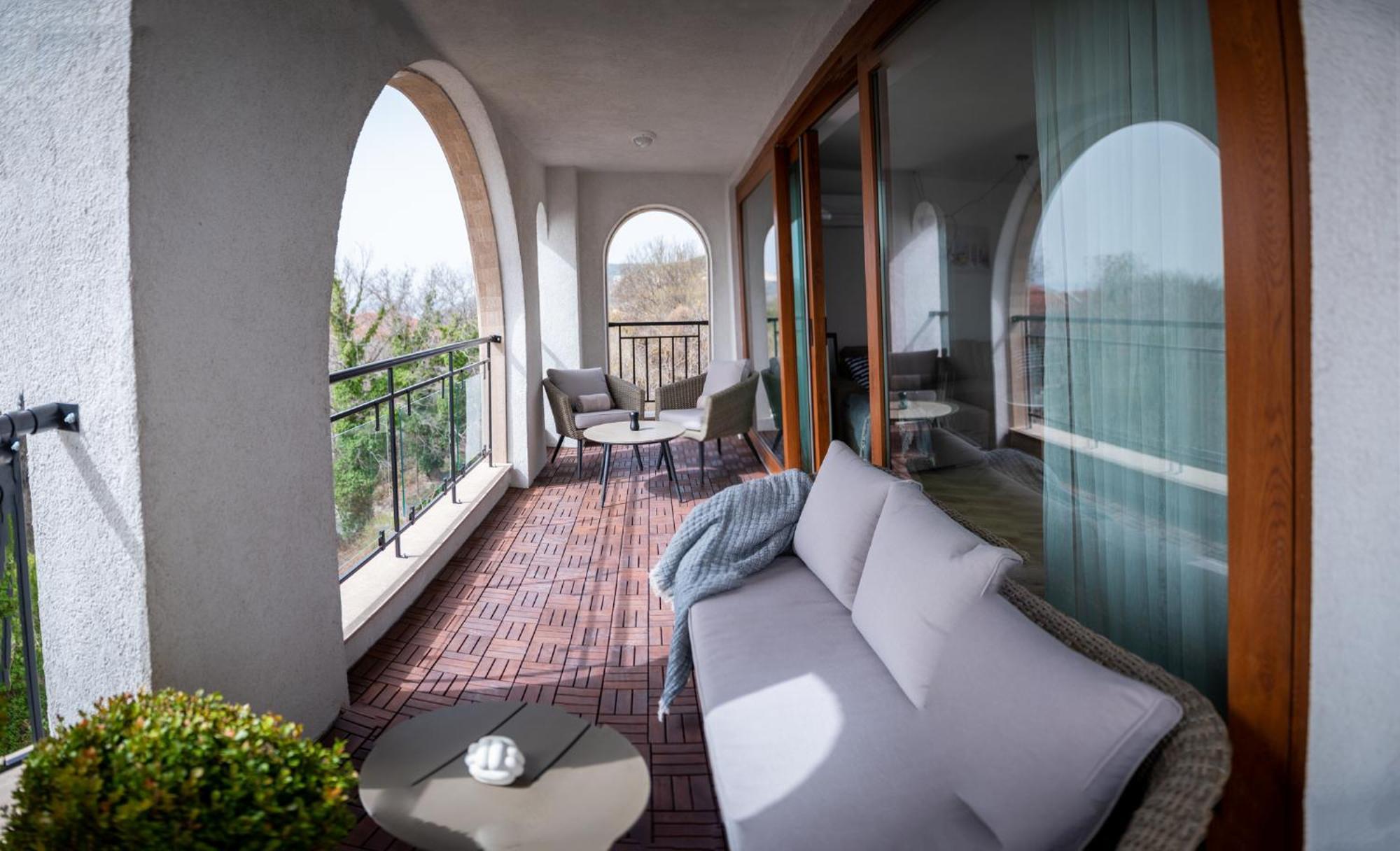 Queen'S Palace Balchik Apartment Esterno foto