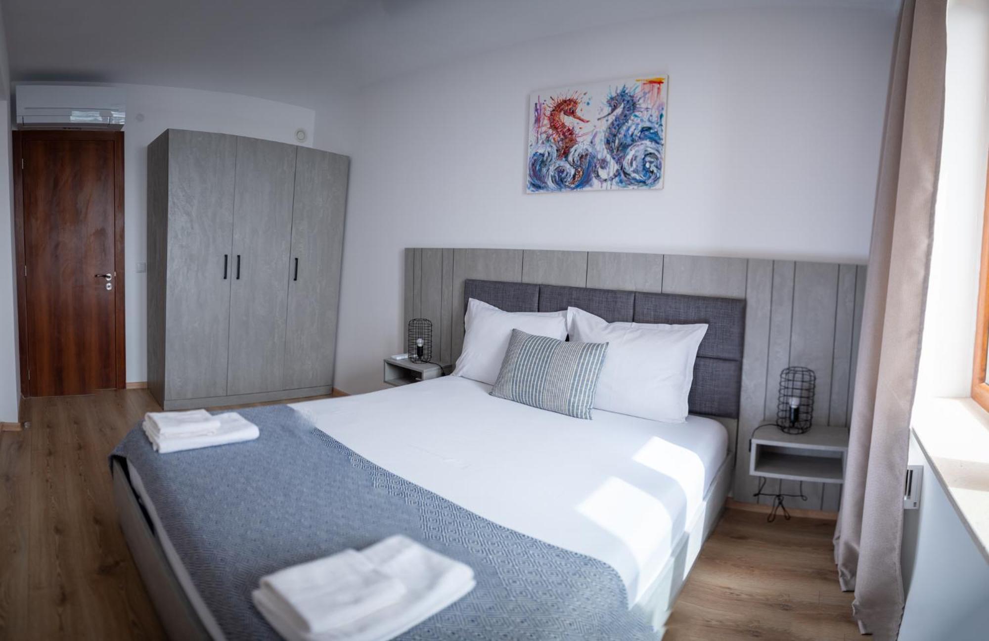 Queen'S Palace Balchik Apartment Esterno foto