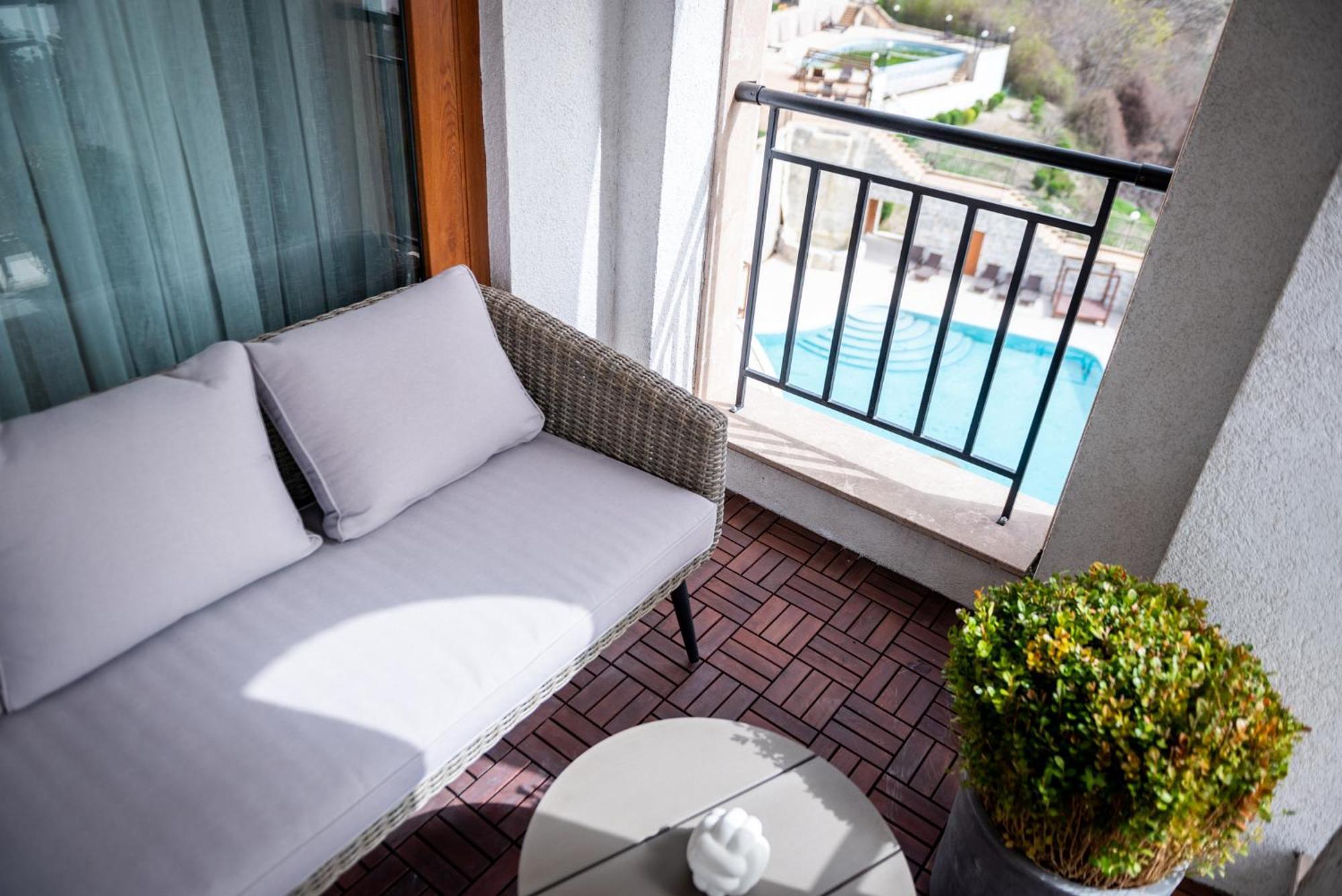 Queen'S Palace Balchik Apartment Esterno foto