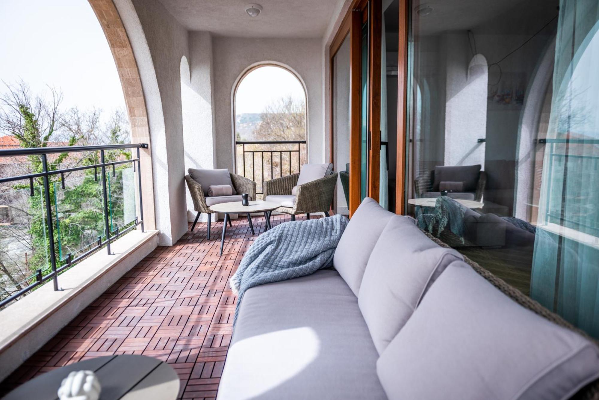 Queen'S Palace Balchik Apartment Esterno foto