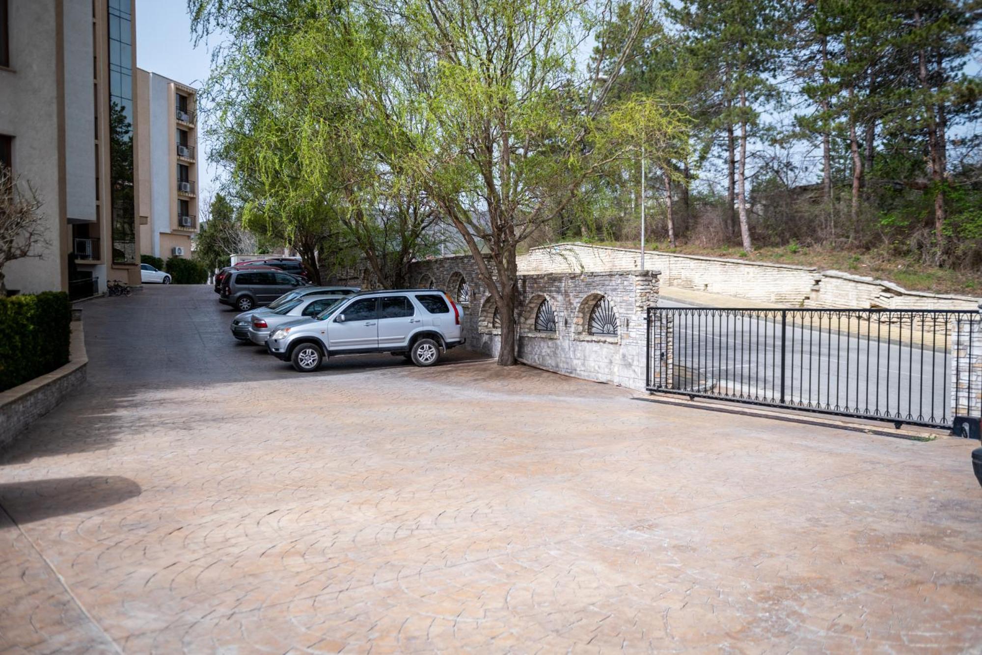 Queen'S Palace Balchik Apartment Esterno foto