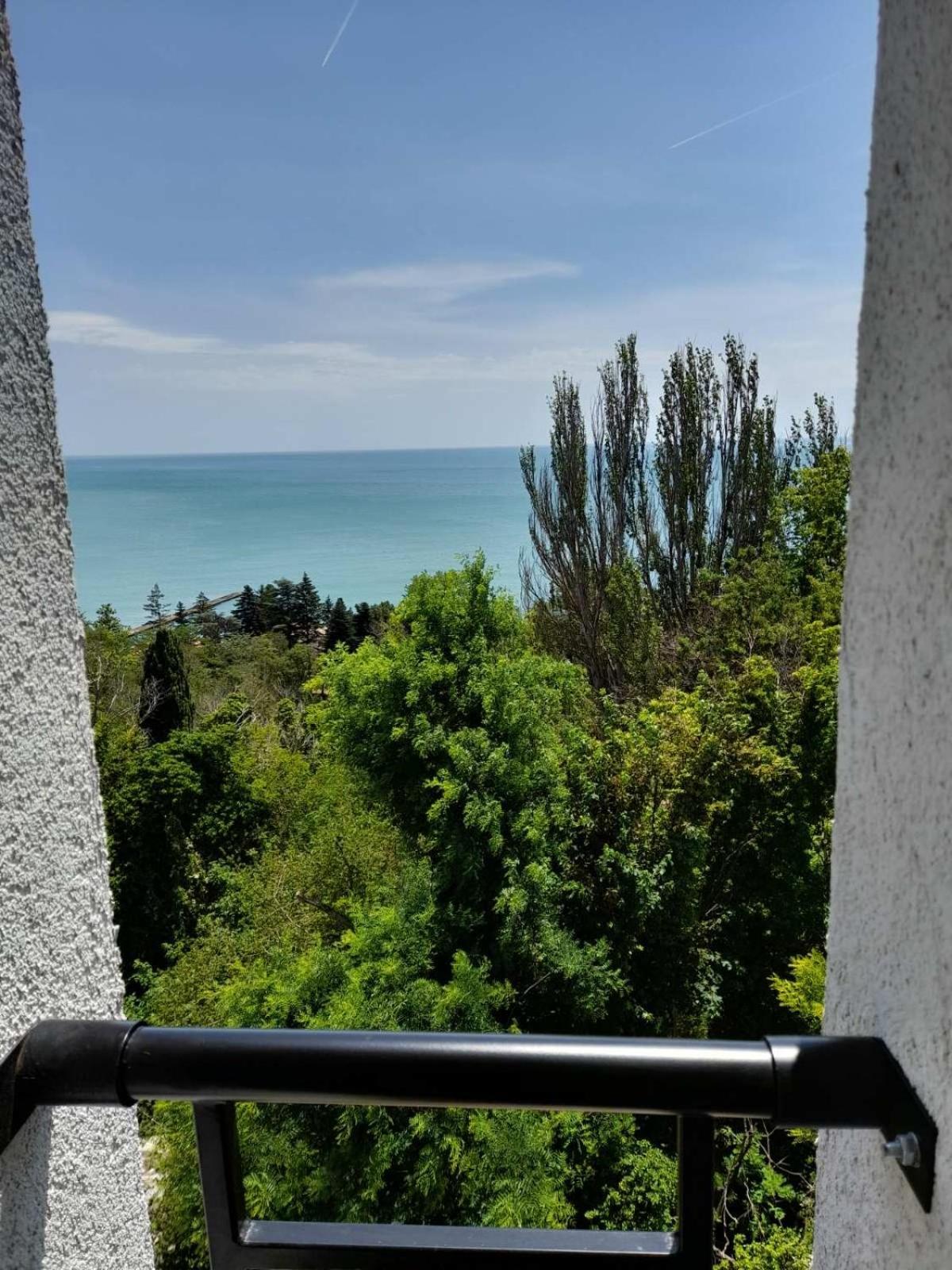 Queen'S Palace Balchik Apartment Esterno foto